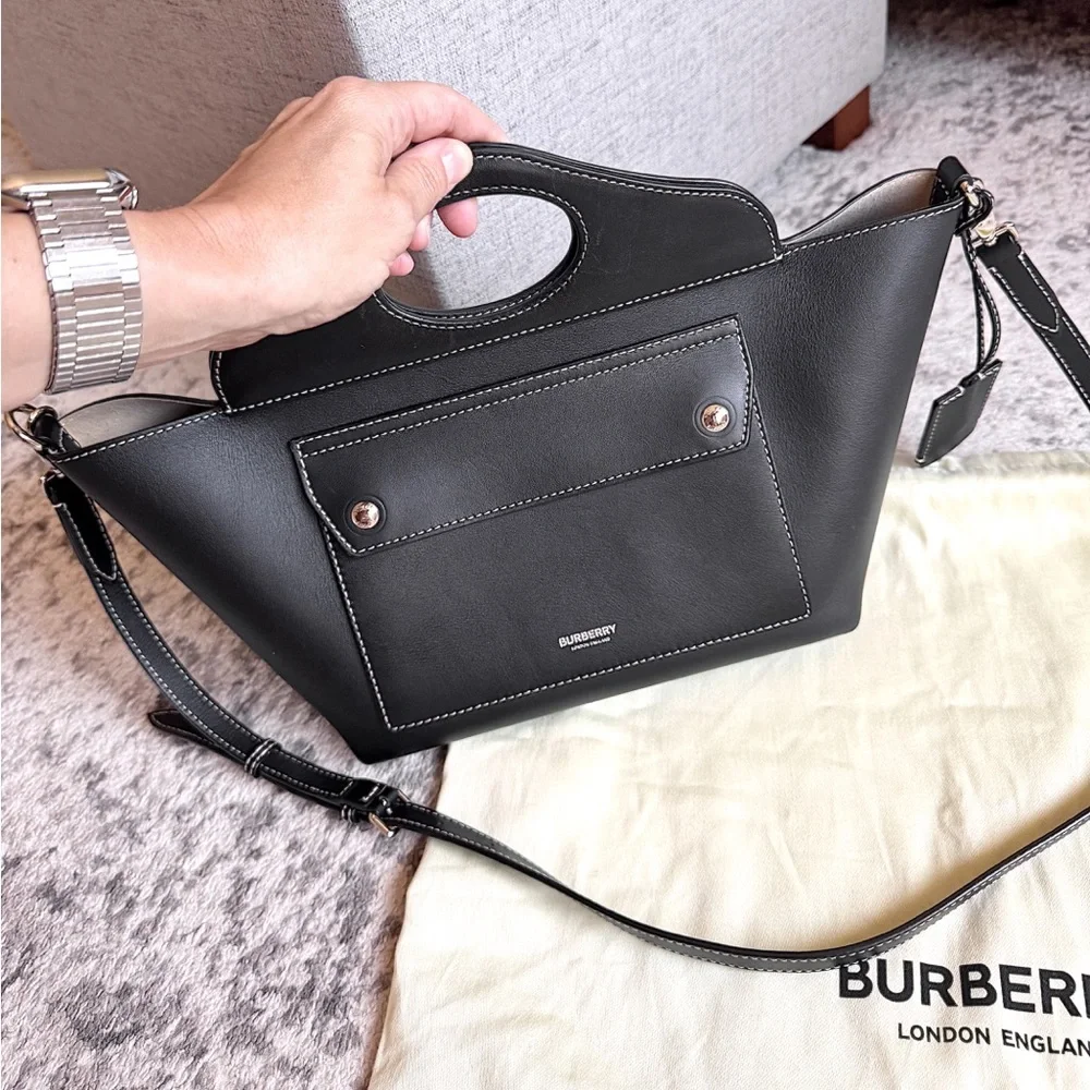 SOLD❗️❗️FIRM! Burberry Black Leather Soft Pocket Top Handle Crossbody Stitch - Picture 15 of 16